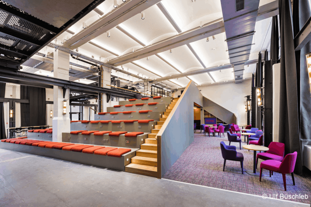 Konferenzen AMPLIFIER Berlin Eventspace Lounge