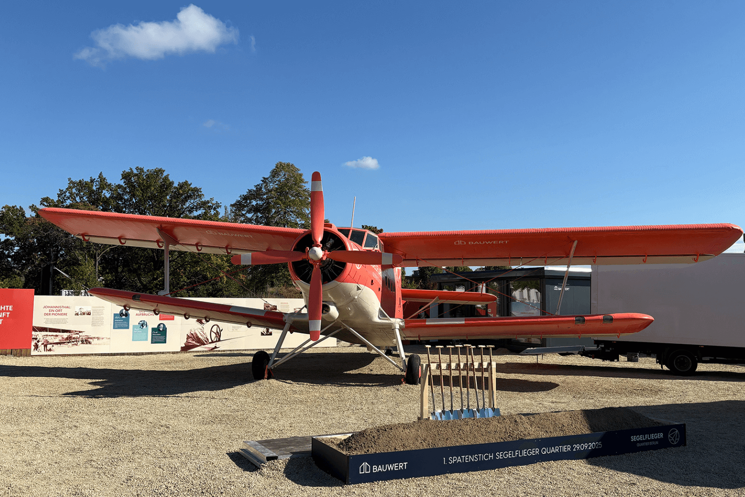 Antonov AN-2 von der Bauwert: by Transiträume