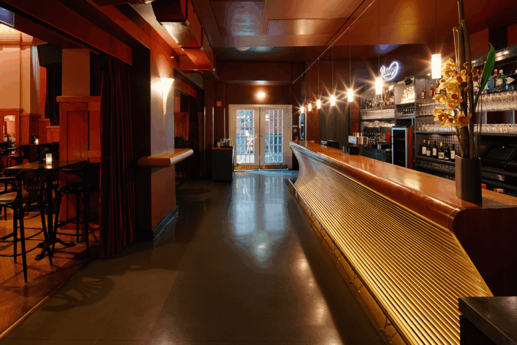 AusserGewoehnlich Berlin Chamaeleon Theater Berlin