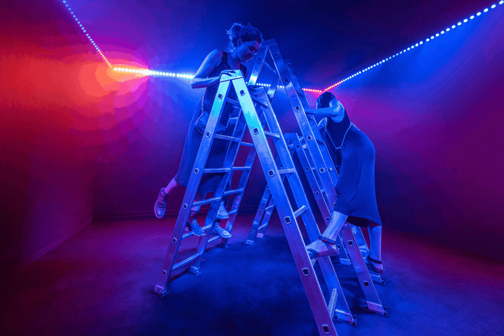 Lichtkunst Museum DARK MATTER Berlin