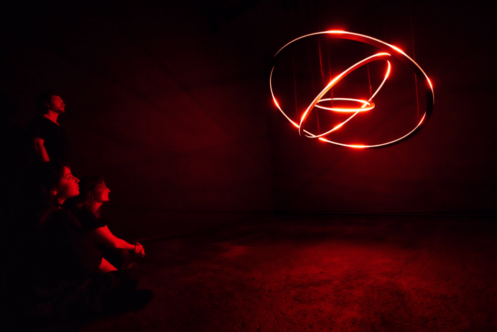 DARK MATTER Licht- und Medienkunst AusserGewoehnlich Berlin