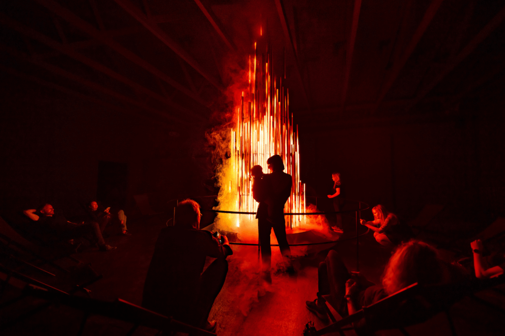 AusserGewoehnlich Berlin DARK MATTER Bonfire Lichtkunst