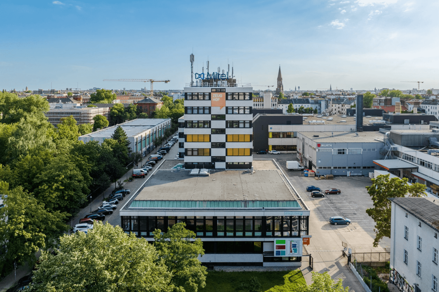 Zeughof: by Transiträume